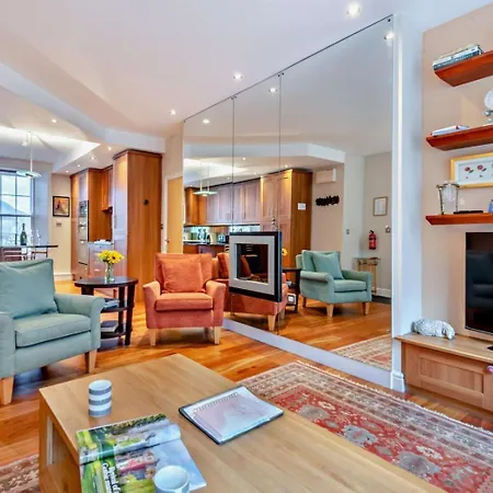 2 Bed In Oc-88746 Apartment *